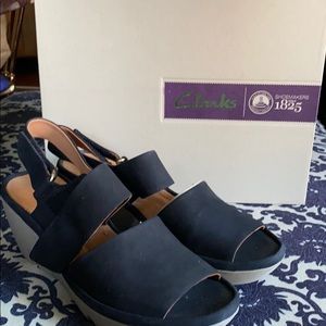 Clarks Allure Black Nubuck - Size 9